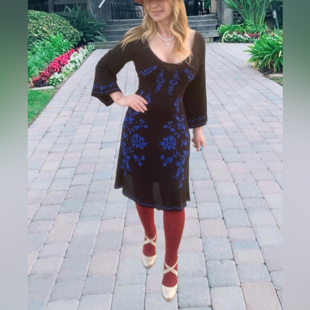 Free people midi black/blue embroidery floral dress, M NWOT